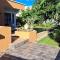 Ground floor villa with private pool & garden - 阿尔比恩