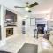 4 Mi to Dtwn Gem with Pool Access and Patio in Austin - Austin