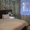 Ascot Hotel