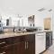 Stylish Downtown High-Rise - 2BD