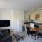 Square, easy access - Parkstone