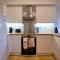 2 bedroom, newly-renovated, comfortable town centre apartment! - Oban