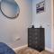 2 bedroom, newly-renovated, comfortable town centre apartment! - Oban