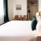 Sydney Wattle Hotel