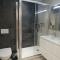 Cosy and Relaxing Sun & Sea Facing Studio, High Floor, in E1 - Gibraltar