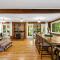 Creekside Rainforest Retreat