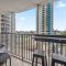 Spire - Stylish 2BR Apt - Pool, Parking & Views