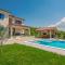 Villa Modriola - Makarska by Villas Guide