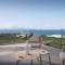 Akra Villa, a Cliffside Escape with Pure SeaViews, By ThinkVilla - 扎金索斯镇
