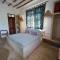 Mgongo tree house