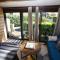 Petite maison sympa dans résidence avec piscine