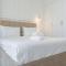 Fantastic 2BR with Full JLT Lake View in Lakeside - Dubaj