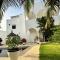 La Baraka, extravagant villa for 8 with pool in Saly - Gandigal