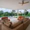 Treetop Vibes - Designer Villa Overlooking Ubuds Green Canyon - 乌布