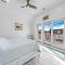 Totally Renovated 6 Bedroom Home Nextdoor To Pickleball Courts!!!!