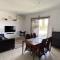 Gorgeous 1 Bedroom apartment close to Town Centre