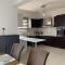Gorgeous 1 Bedroom apartment close to Town Centre