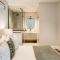 Alluring 2bed Apt w Sea Mountain Views Marlo Vale - Kapské Město