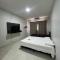 Apartamento 108 - Suíte com ar condicionado - Patos de Minas
