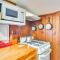 Hot Tub and Kayaks Dog-Friendly House in Yarmouth