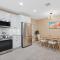 House with heated pool in Naples Park - Нейплс