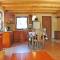 Wilkasy Holiday Home with Garden
