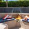 Lavish Desert Retreat Pool Hot Tub - لا كينتا