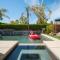 Lavish Desert Retreat Pool Hot Tub - لا كينتا