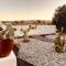 Beautiful Vacation Rental with Hot Tub Perfect for Glamping in Joshua Tree - Joshua Tree