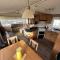 Willerby Granada 2-Bedroom Caravan, Glasgow - 阿丁斯顿