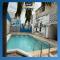 Hotel Toledo FL