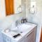 H&O SUNRISE VILLA IN Coral Bay!
