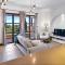 Beautifully decorated Apartment Alambra, with Coast and Sunset Views, Aphrodite Hills