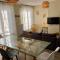 La maison Virginie appartements climatisés de 1 à 5 pers cosy hyper centre cour parking linge fibre proximité port lac canal piscine - Montargis