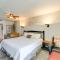 7th-Floor Oceanfront Unit with Pools in Port Aransas - ميناء أرانساس
