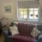 Light and airy central Lyme Regis Appartment with parking