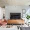 Linea Luxury Living with Indoor Pool and Rooftop Views in The Loop