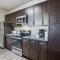 The Watson 357 I Spacious 1 Bed 1 Bath - 大草原城