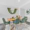 Luxury Apartment with 3 Rooms, 3 Bathrooms, and 2 Parking Spaces at Darling Harbour & Convention Center in Sydney