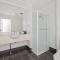 Stylish 2-Bed Apartment with Pool in Camperdown