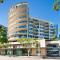 SHE35 - CBD Darling Harbour Views with Pool & Gym Access - 悉尼