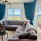 Relaxing Penthouse Suites by the Sea