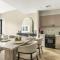 VayK - Sophisticated 2BD Stay in Prime Downtown Location - Dubaj