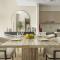 VayK - Sophisticated 2BD Stay in Prime Downtown Location - Dubaj
