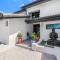 After B00KlNG NEED SCАN QR-C0DЕ --Best Bayfront View Villa with Heated Pool - Miami Beach