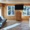 Rustic Treehouse - Peyton