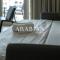 Beautiful 1BR Palm Jumeirah with Pool and Beach Access