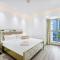 Livbnb Suite - 3BHK with Sea and Palm Views - Dubaj