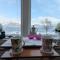 Lauvåsstua-Charming house by the sea