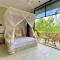 Lotus Surf House